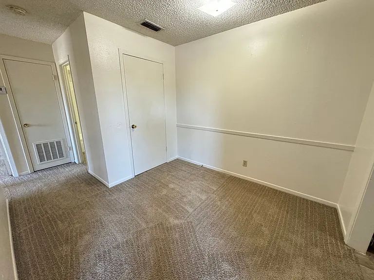 4308 Lake Rd — Photo 18