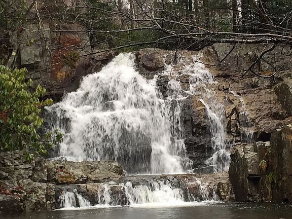 HAWK FALLS