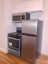 Rented by Urban Real Estate Inc