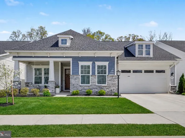 371 Quiet Creek Dr, Gettysburg, PA 17325