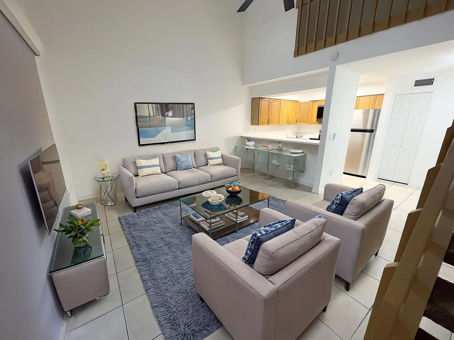 2 bed, 1087 sqft, $1,700 — Photo 3