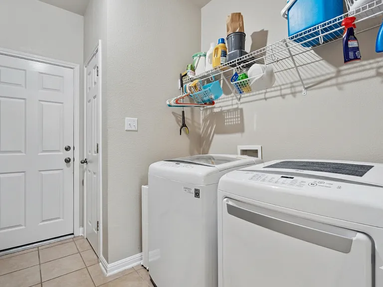 2108 Narrow Glen Pkwy — Photo 5