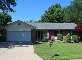 2805 Wood Eagles Dr, Saint Charles, MO 63303