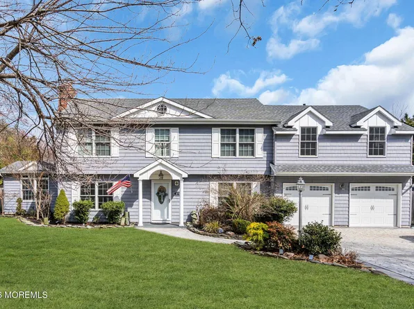 375 Kildare Dr, Toms River, NJ 08753