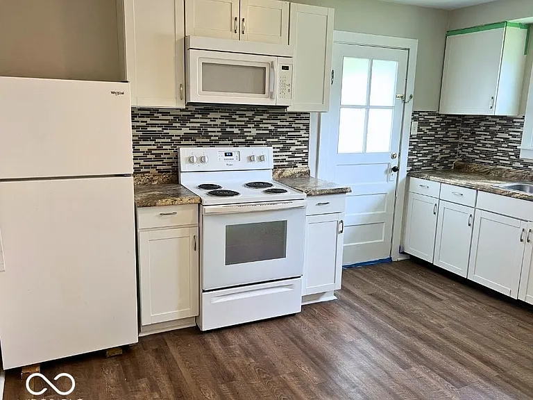 716 One N Meridian — Photo 5