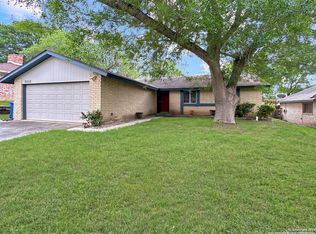 6414 Ridge Pass Dr, San Antonio, TX 78233