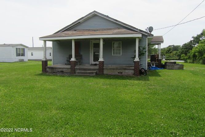 2nd image of 124 Dixon Dr