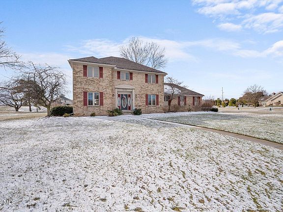 3rd image of 16103 Normandy Rd S