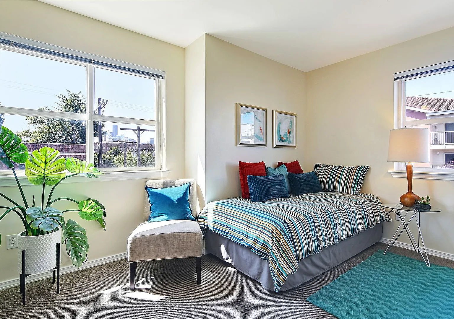Alturra - Smart, Stylish Micro-Living in the Center of Seattle — Photo 3