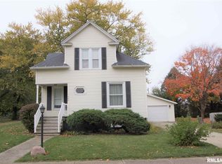 304 N 6th St, Wyoming, IL 61491
