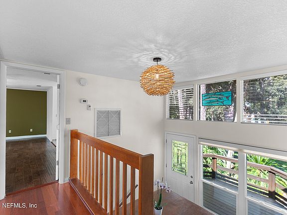 4th image of 338 19TH Street
