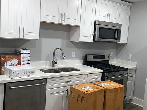 4th image of 3424 Republic St