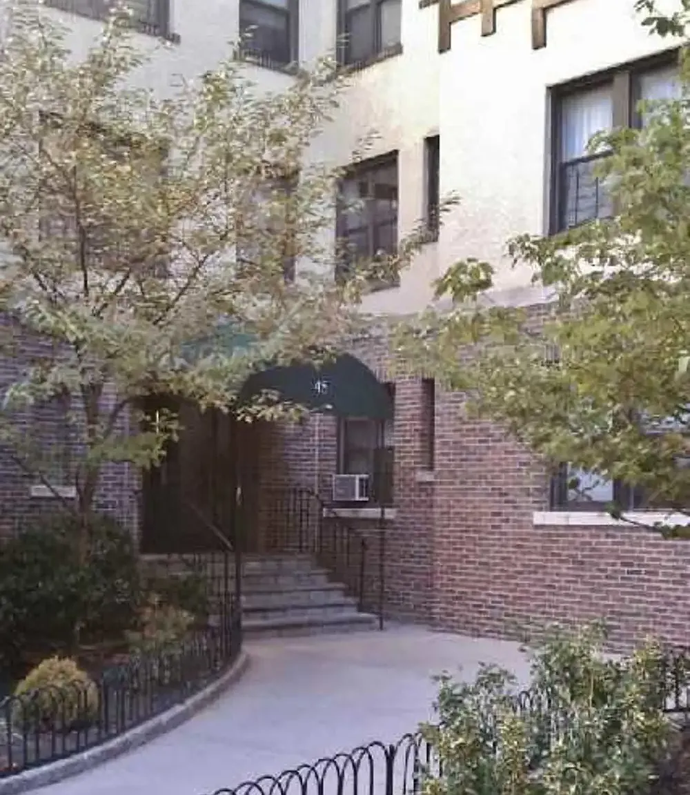35-45 May Street — Photo 2