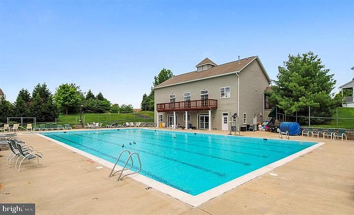 1st image of 1007 Tasker Ln