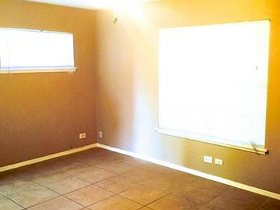 2nd image of 106 Twilight Terrace St