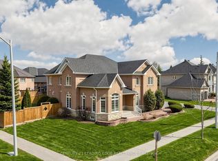 5 Lemsford Dr, Markham, ON L3S3V1