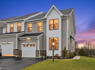 17 Tamarack Cir, Eagleville, PA 19403