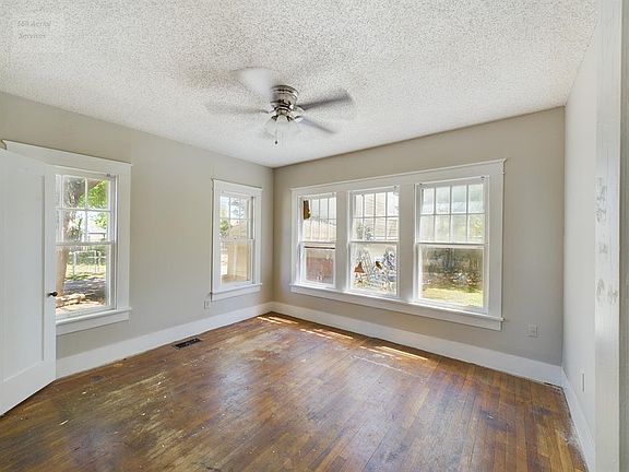 2nd image of 1729 S 13th St