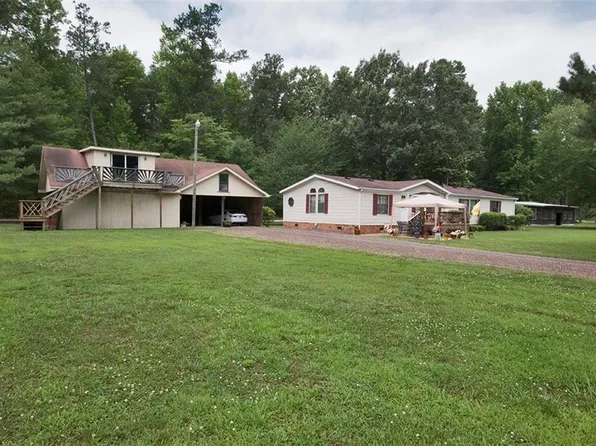 237 Abbey Ln, Cobbs Creek, VA 23035