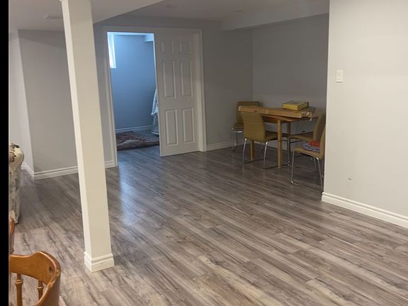 4th image of 27 Wetherburn Dr