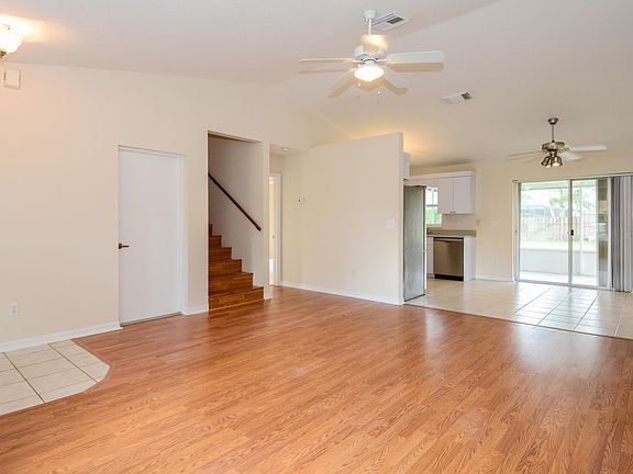 5th image of 5844 NW Bates Ave