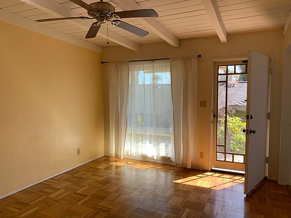 5th image of 229 Coronado Ave APT B