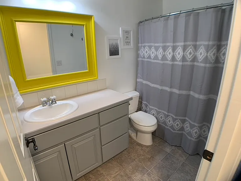 1702 SE Karena Ct — Photo 18