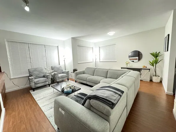 14356 63a Ave #14, Surrey, BC V3X 0E3