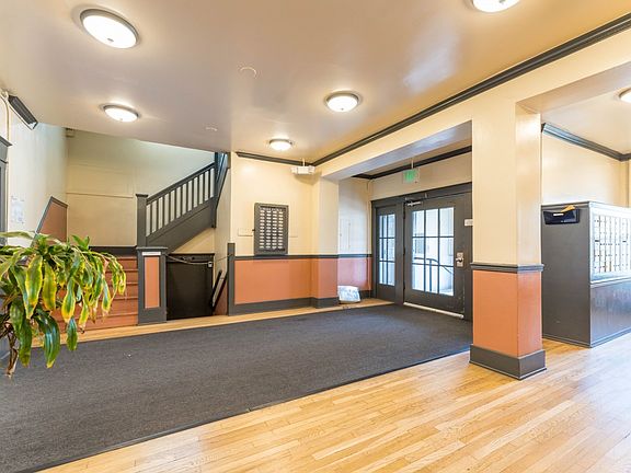4th image of 800 Pacific Ave APT 305