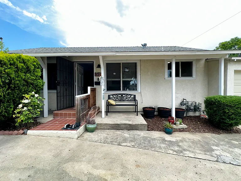 8314 Golden Ave #A — Photo 7