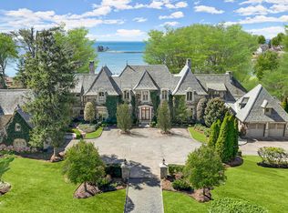 88 Cedar Cliff Rd, Riverside, CT 06878