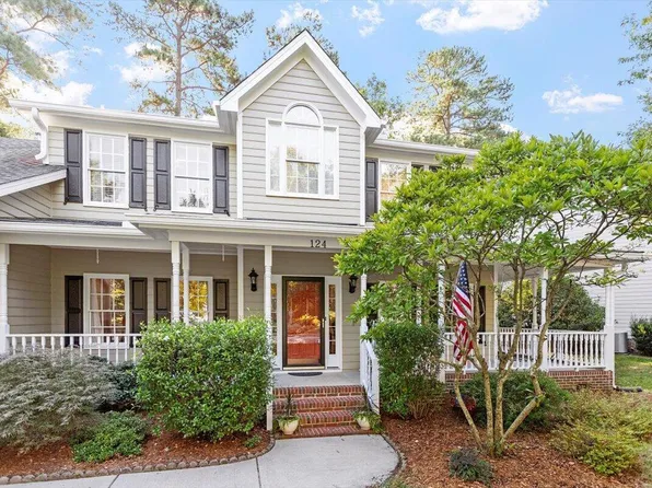 124 Covington Square Dr, Cary, NC 27513