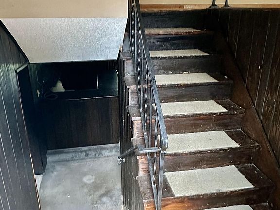 2nd image of 2704 Shropshire Blvd