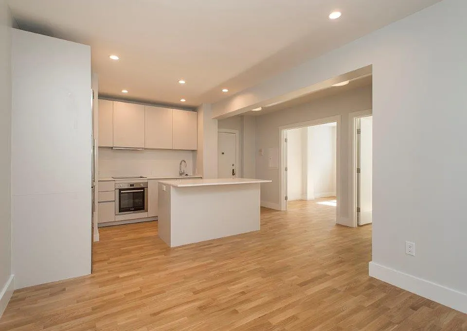 134 Highland Ave #15