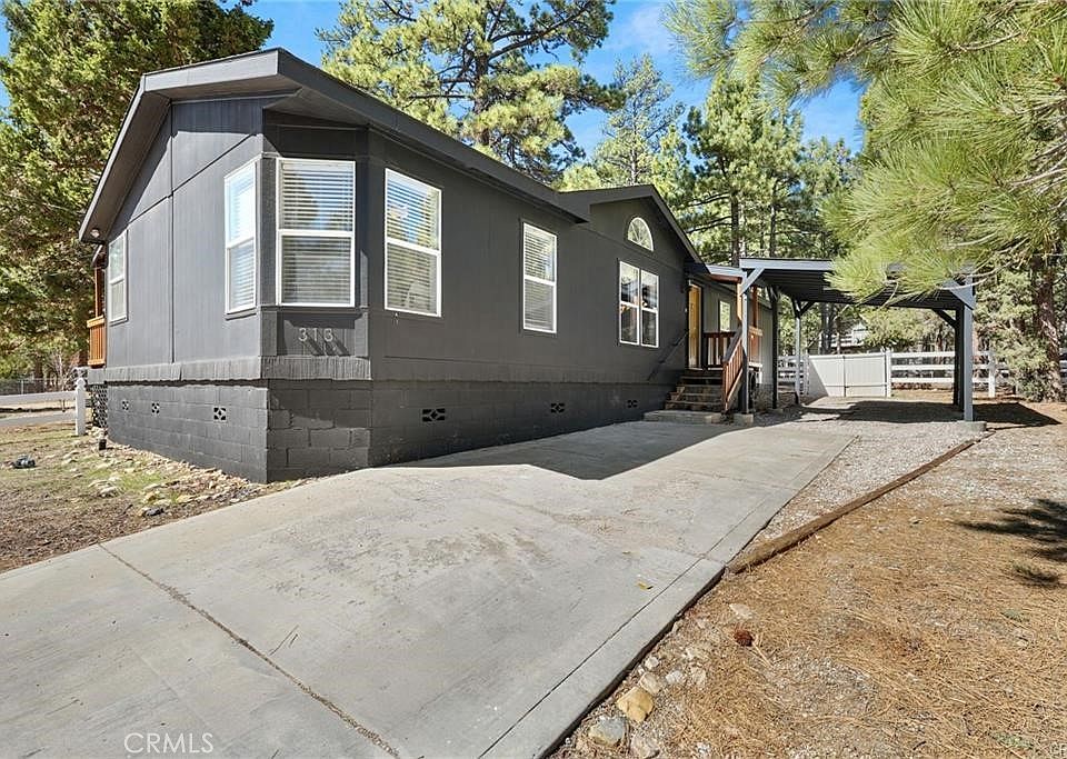 1st image of 313 Brewer Way