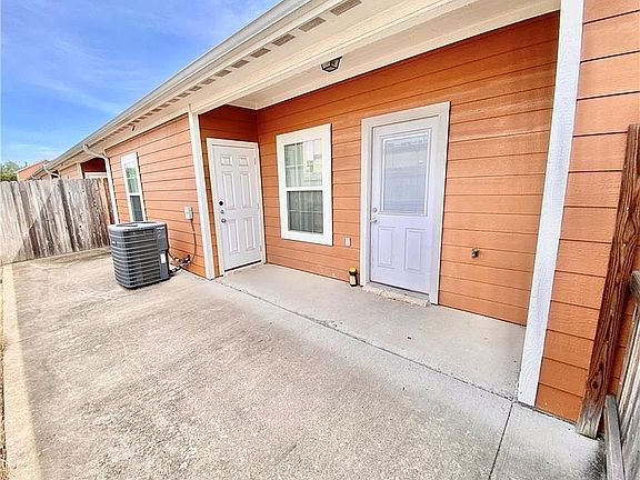 2nd image of 301 Southwest Pkwy APT 352