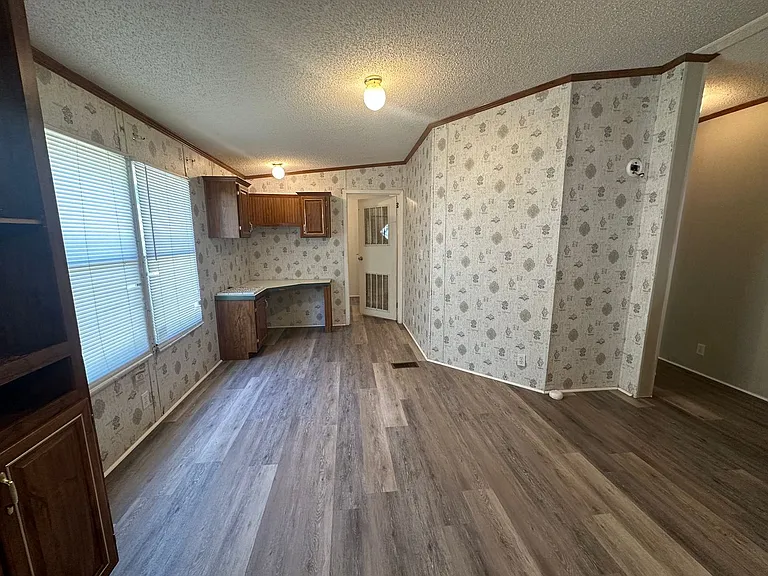 16521 Timberwood — Photo 13