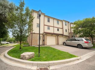 7340 Copenhagen Rd #30, Mississauga, ON L5N2S5