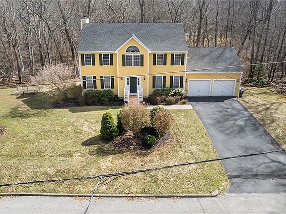 2nd image of 45 Gilbert Stuart Dr