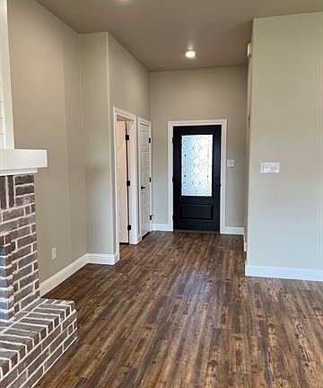 4th image of 7431 Security Ln