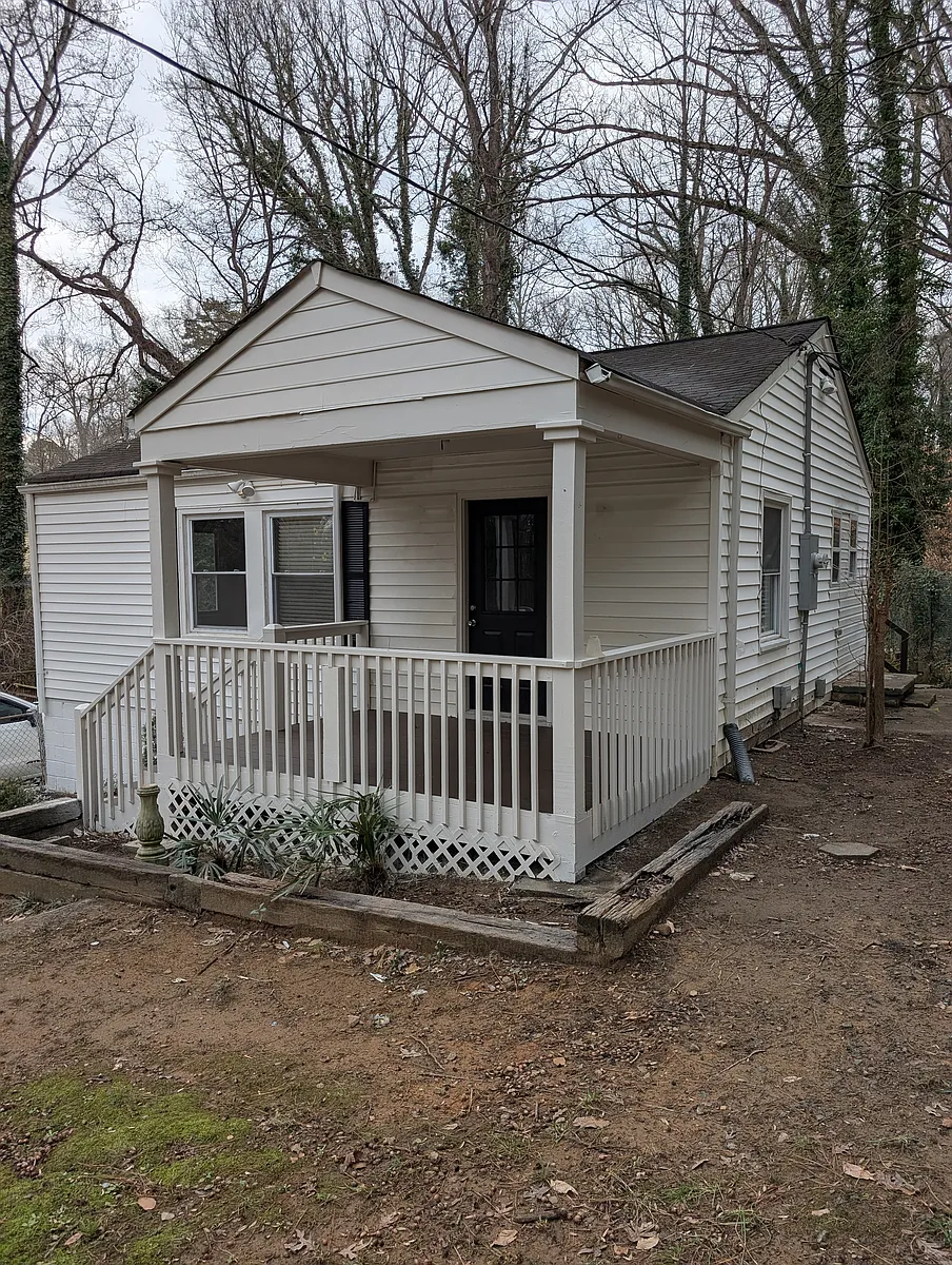 Building Photo - 1769 Oak Haven Dr SW