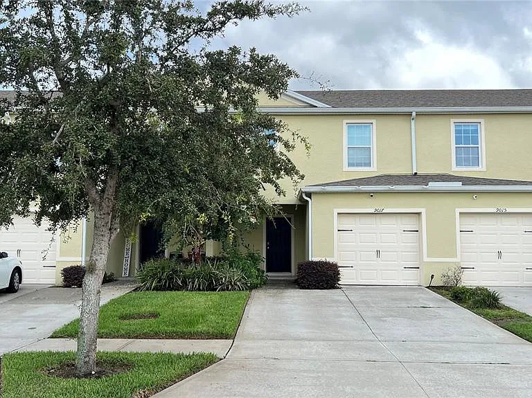 9017 Alba Ln — Photo 1