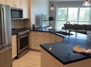 1105 Normandy Trace Rd, Tampa, FL 33602
