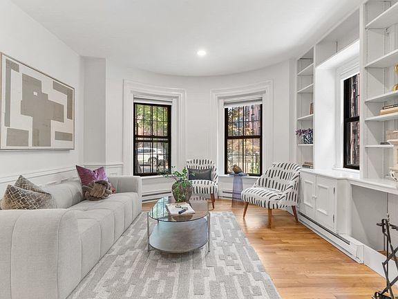 3rd image of 2 Claremont Park APT 2