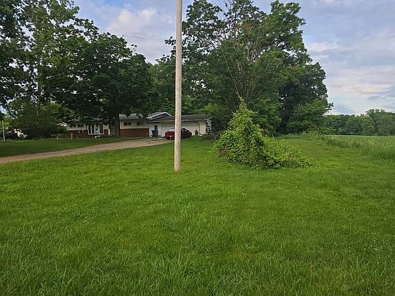 2nd image of 5004-12 Twelve Mile Rd