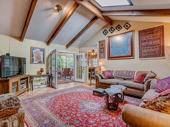5th image of 5508 Beechwood Pl