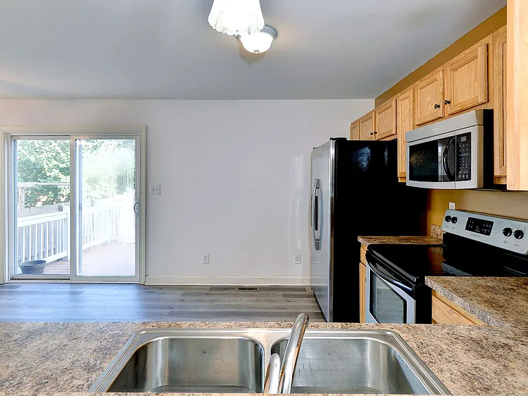 3108 Taylor Ave — Photo 19