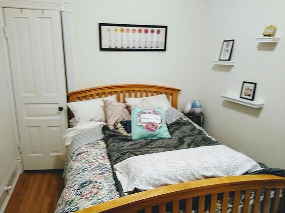 5th image of 2047 N Sheffield Ave APT 2