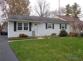 1121 Bedford Woods Dr, Toledo, OH 43615