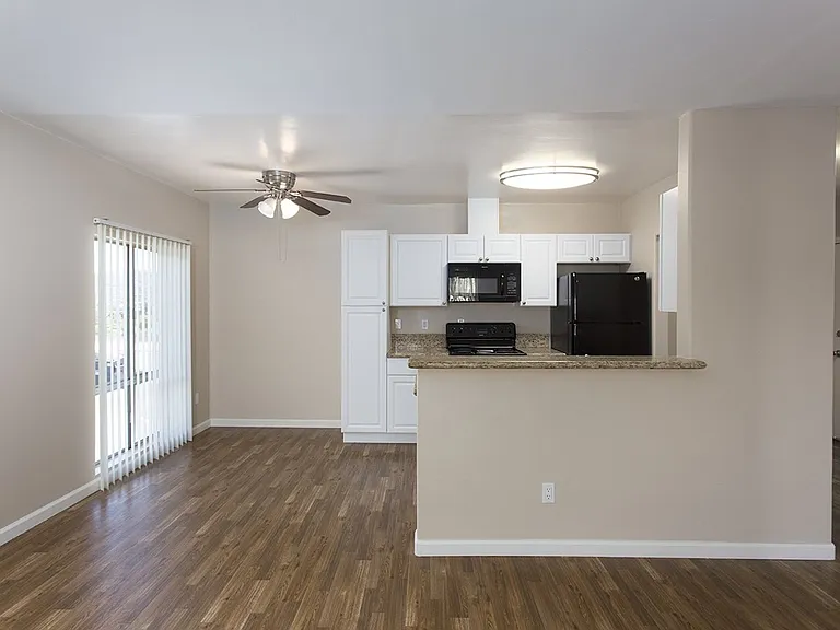 Volterra Apartments — Photo 4
